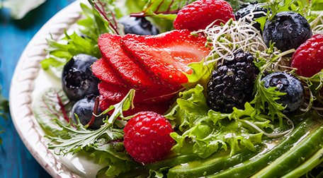 Salad with honey-mustard dressing